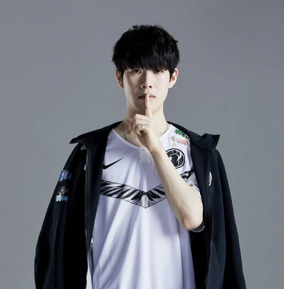 具杀伤力 具杀伤力