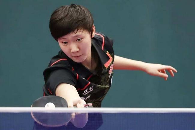 据绝对优势 据绝对优势