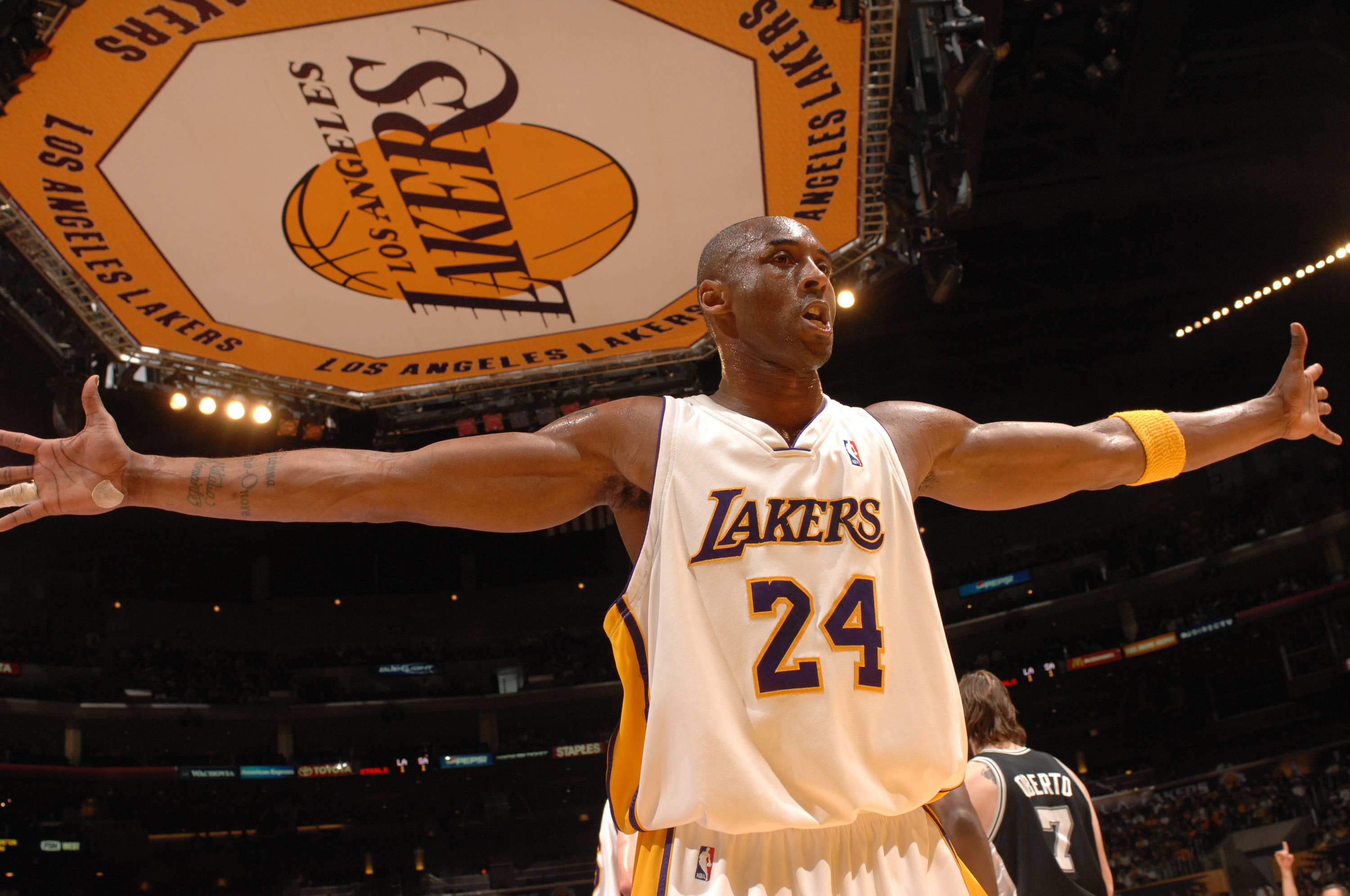 也能在与强 也能在与强