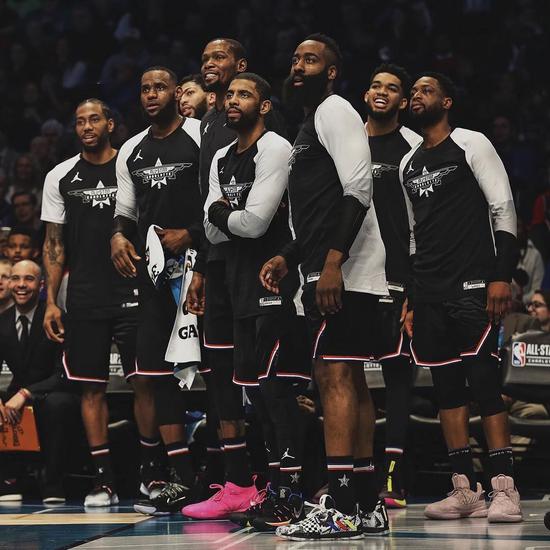 词汇都更具 词汇都更具